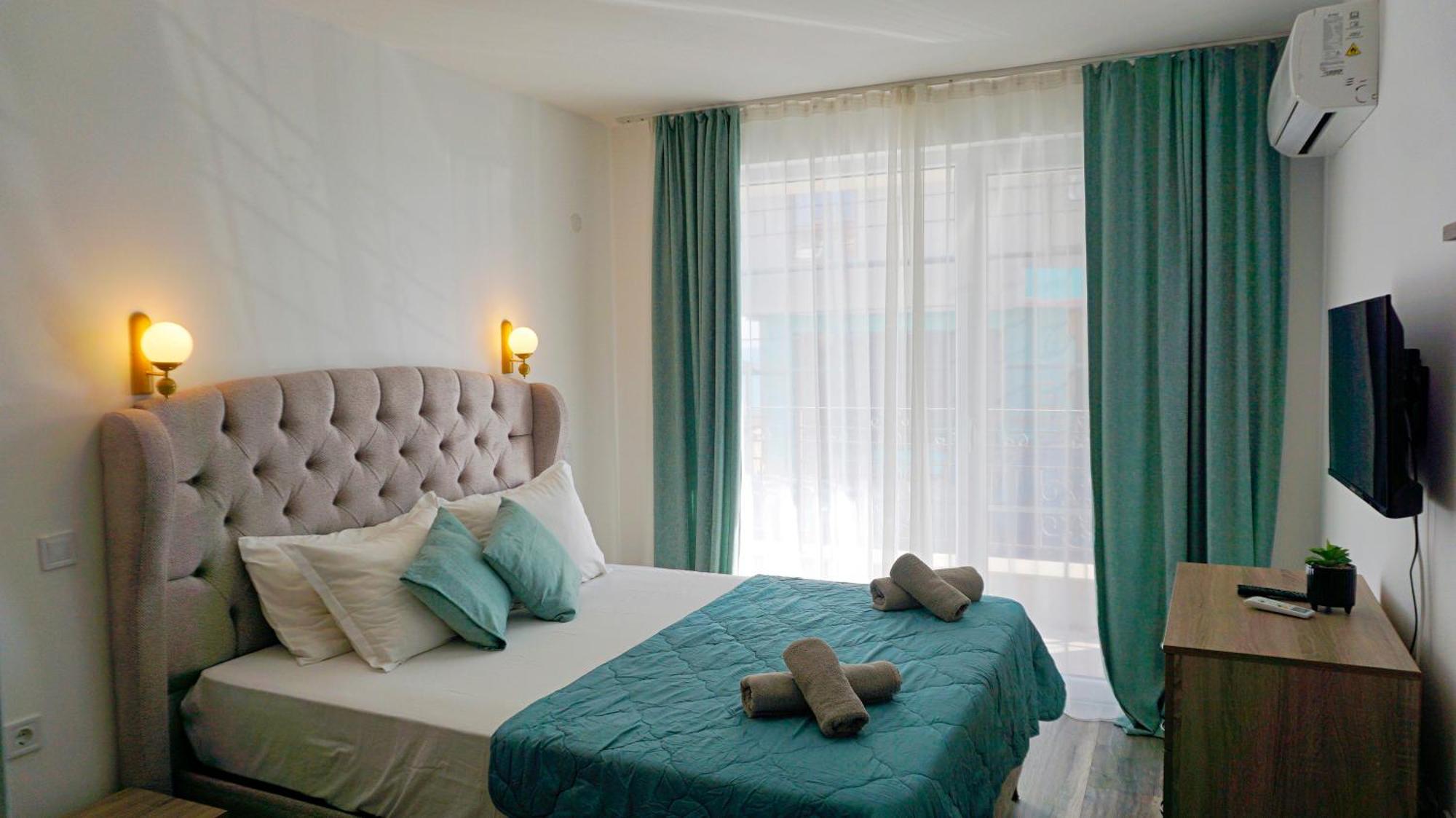 Апартаменти Атеа На Плажа - Apartments Atea On The Beach Obzor Exteriér fotografie