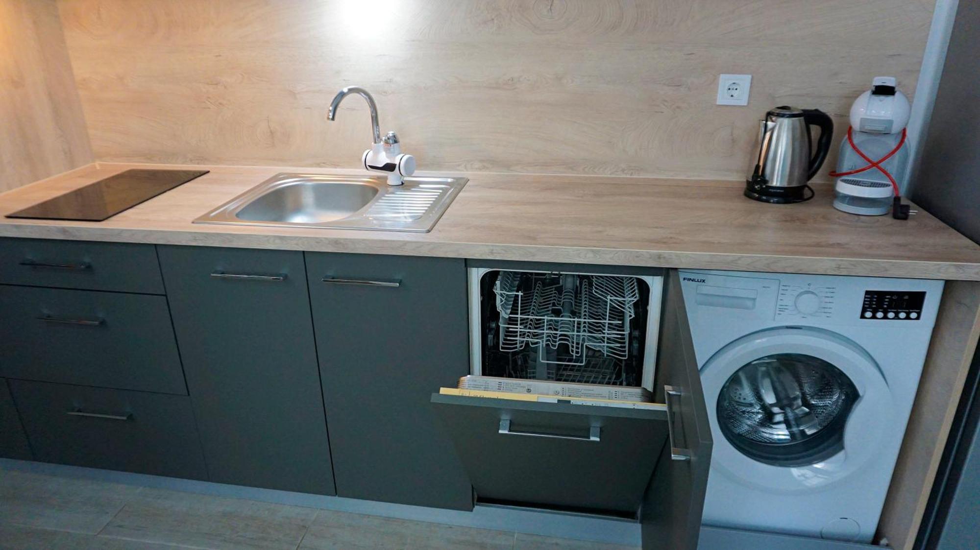 Апартаменти Атеа На Плажа - Apartments Atea On The Beach Obzor Exteriér fotografie